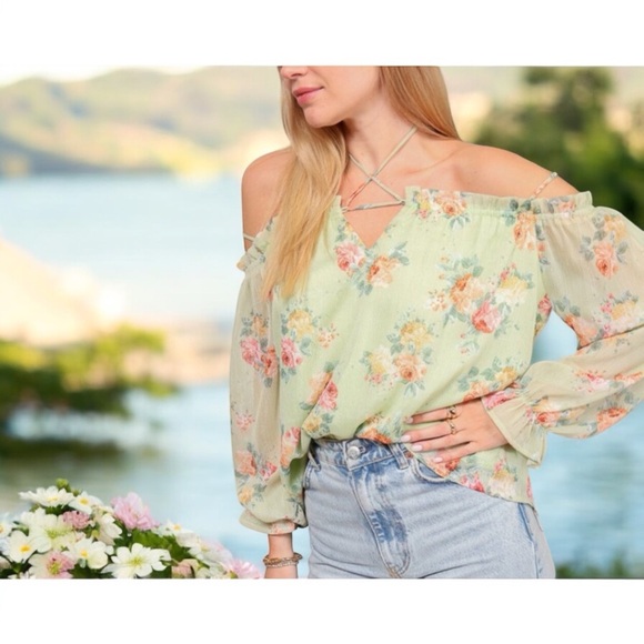 Lumiere Sz L Green Ruffled Blouse with Relaxed Fit - Picture 4 of 5